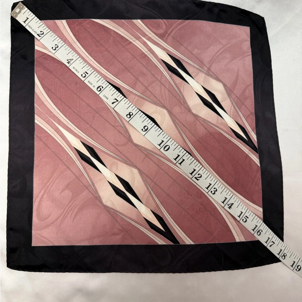 Geometric Pattern Silk Pocket Square - Picture 9 of 9